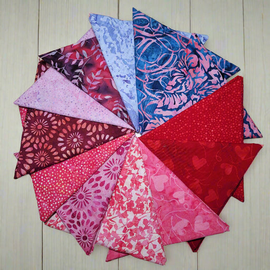 Hoffman Bali Batik Club fat quarter monthly club - February 2025 - XOXO