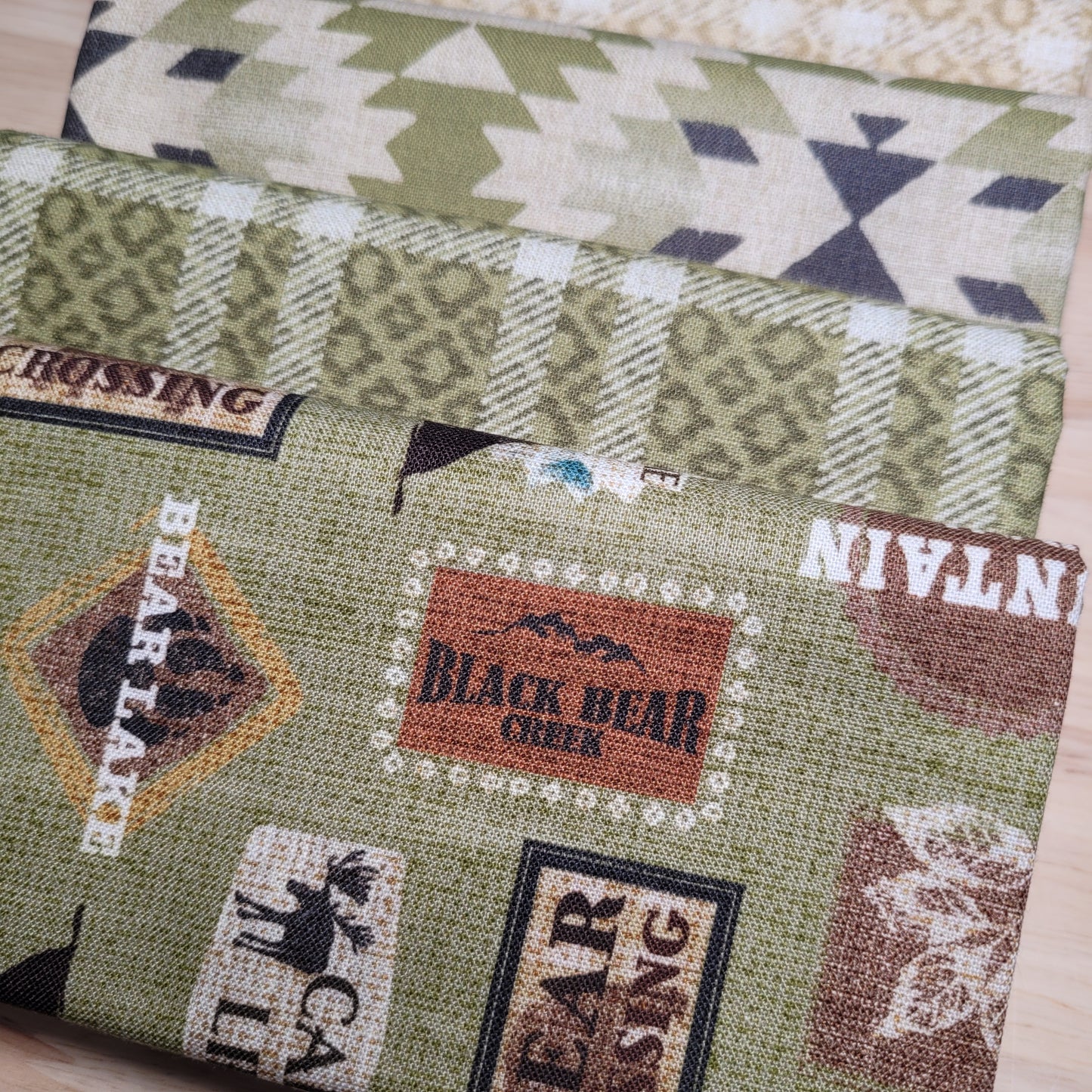 Fat quarter bundle, Michael Miller cabin fabric, 5 fat quarters.